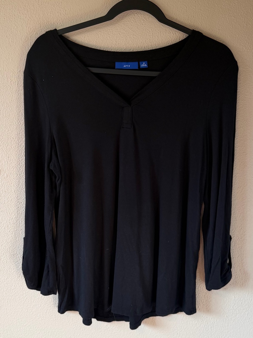 APT. 9 Black 3/4 Sleeve V-Neck Blouse | Size Medium